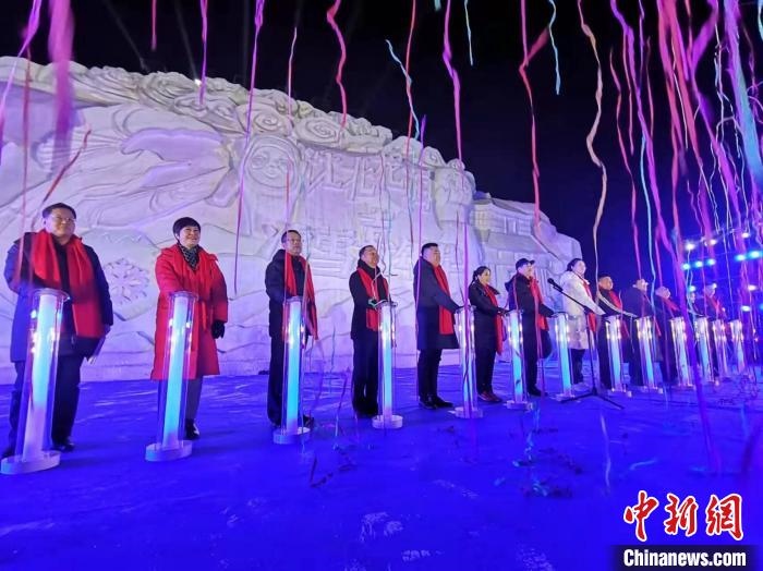啟動(dòng)儀式現(xiàn)場(chǎng)?！≮w桂華 攝