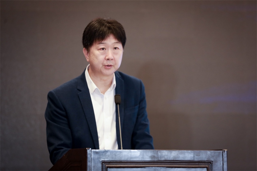 中國民主法制出版社黨委書記、社長、總編輯 劉海濤
