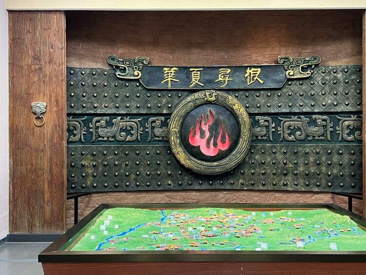鑒往知來，跟著總書記學(xué)歷史丨走進(jìn)一座博物館，尋根五千年中華文明