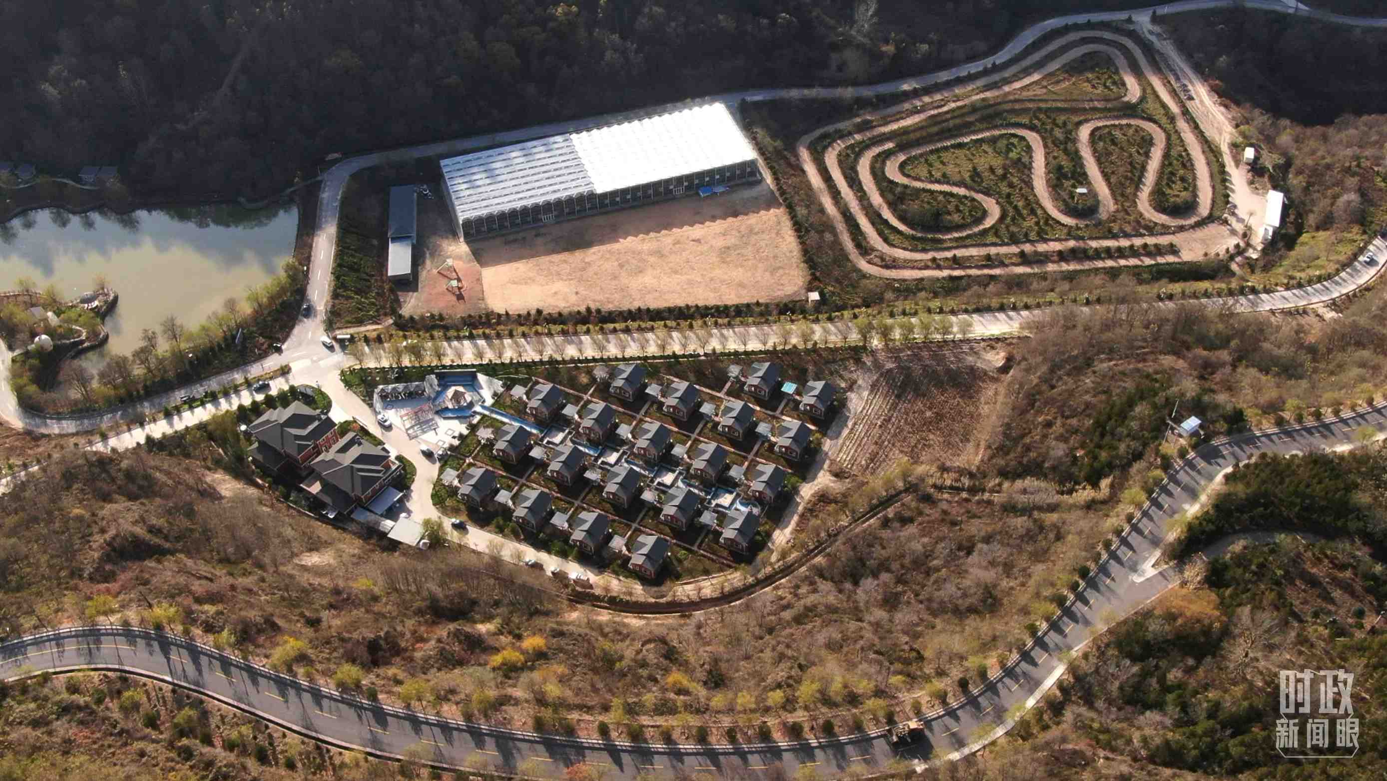 △延安市安塞區(qū)高橋鎮(zhèn)南溝村。2022年10月，總書記曾到這里考察調(diào)研。（總臺記者劉海濤、錢金庫拍攝）