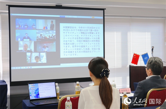 中國貿(mào)促會副會長柯良棟視頻致辭。人民網(wǎng) 許可攝