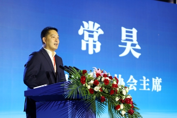中國圍棋協(xié)會主席常昊致辭。人民網(wǎng)記者 李乃妍攝