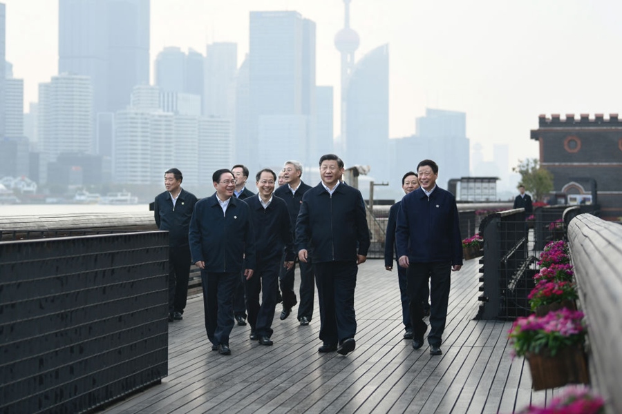 2019年11月2日，習(xí)近平在上海市楊浦區(qū)濱江公共空間楊樹(shù)浦水廠濱江段考察。