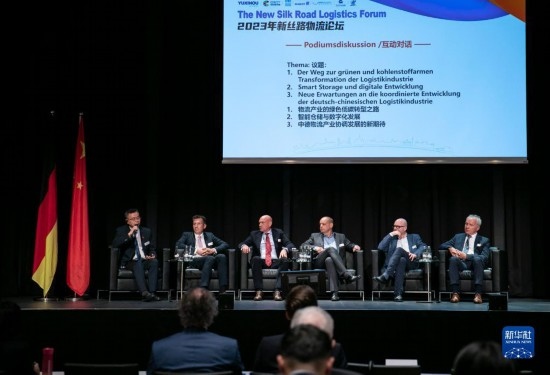9月21日，中德兩國嘉賓參加在德國杜伊斯堡舉辦的2023新絲路物流論壇。新華社記者 張帆 攝