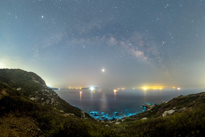 西涌國際暗夜社區(qū)夜間美景。深圳市天文臺供圖