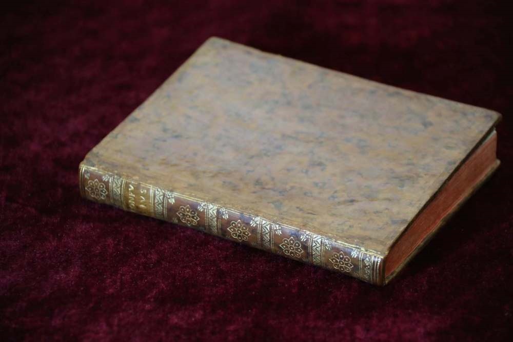 這是典藏于中國(guó)國(guó)家圖書(shū)館的《論語(yǔ)導(dǎo)讀》。