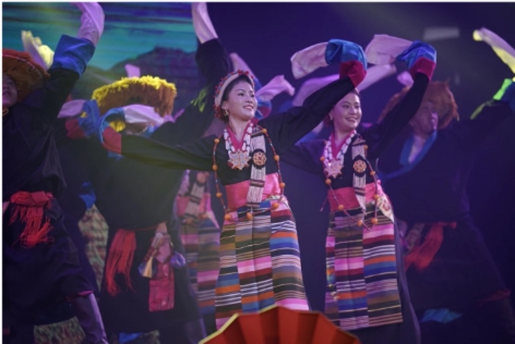 圖為2024“歡樂春節(jié)”中泰互致新春賀辭活動(dòng)現(xiàn)場(chǎng)。 中國駐泰國大使館文化處供圖