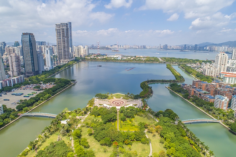 2021年5月15日，廈門，航拍筼筜湖，景色優(yōu)美。