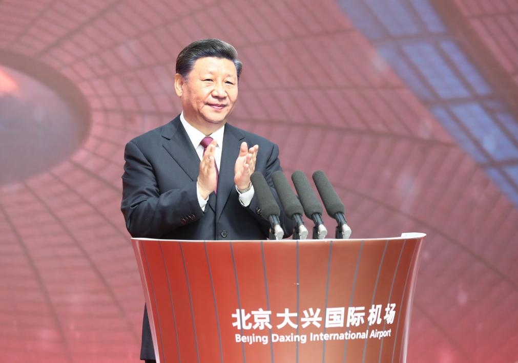 2019年9月25日，習(xí)近平總書記出席北京大興國(guó)際機(jī)場(chǎng)投運(yùn)儀式并宣布機(jī)場(chǎng)正式投入運(yùn)營(yíng)。新華社記者 鞠鵬 攝