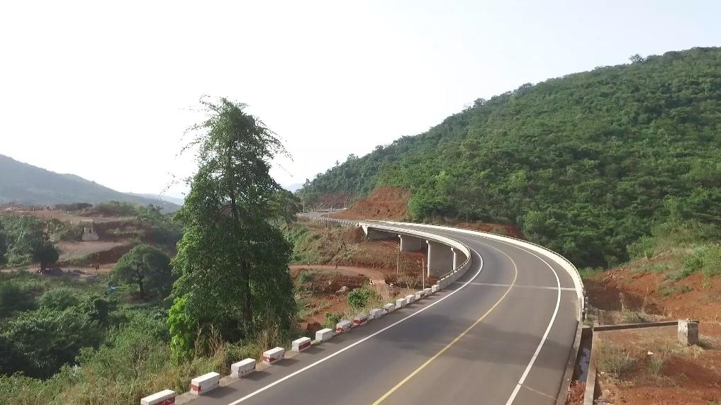 中塞友誼公路。