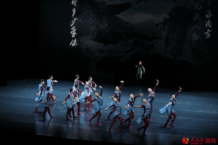 《詩憶東坡》美國巡演將持續(xù)2周，在華盛頓、紐約進(jìn)行共計8場演出。人民網(wǎng)記者 李志偉攝