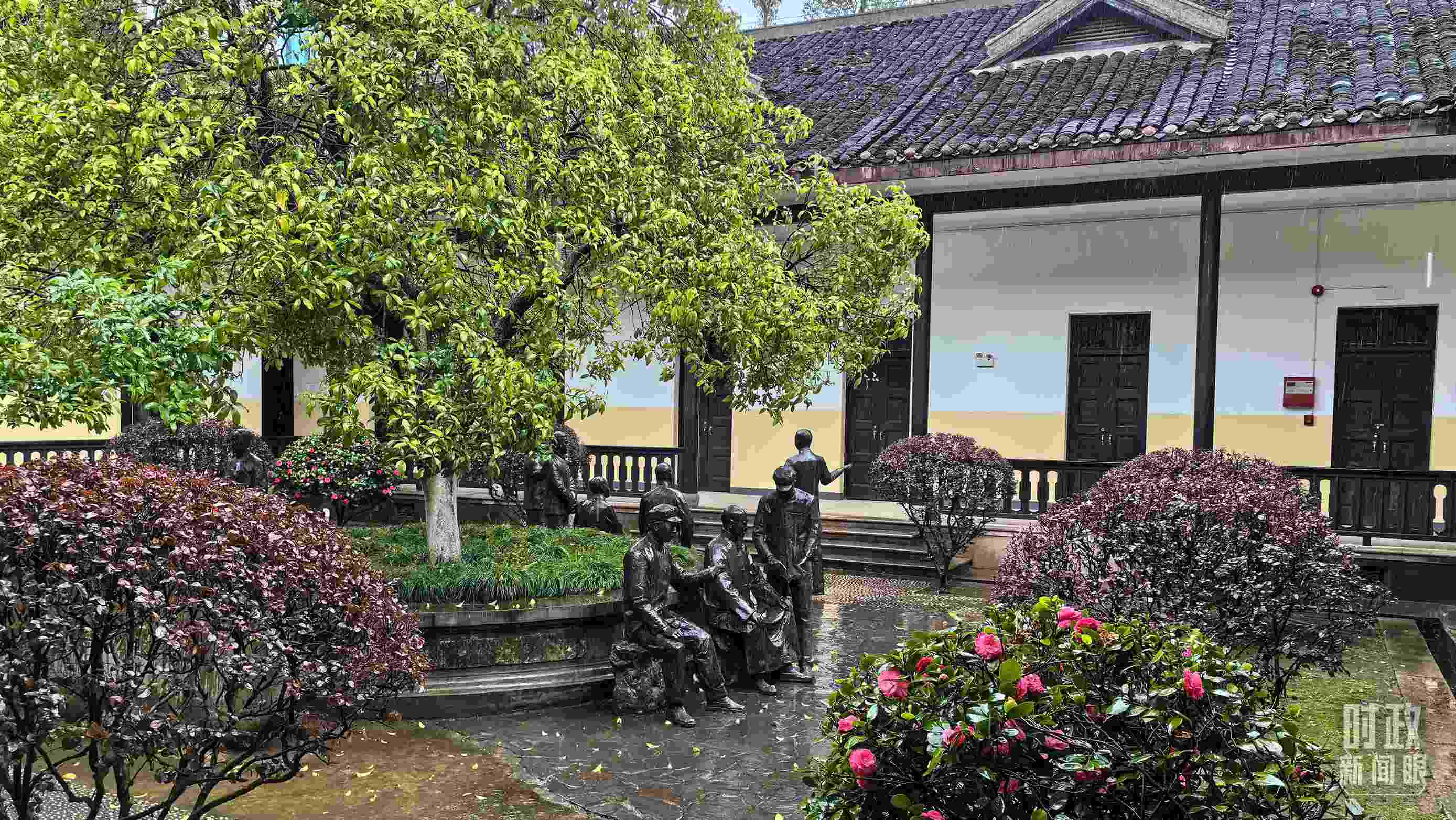 △湖南第一師范學(xué)院（城南書(shū)院校區(qū)）校園里。（總臺(tái)央視記者趙化拍攝）