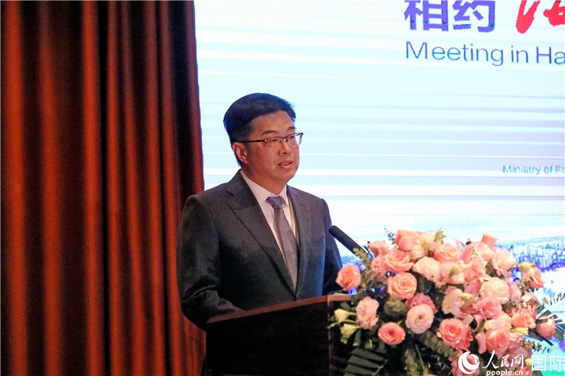 海南省人民政府副省長(zhǎng)陳懷宇在宣介會(huì)上致辭。人民網(wǎng)記者趙益普攝