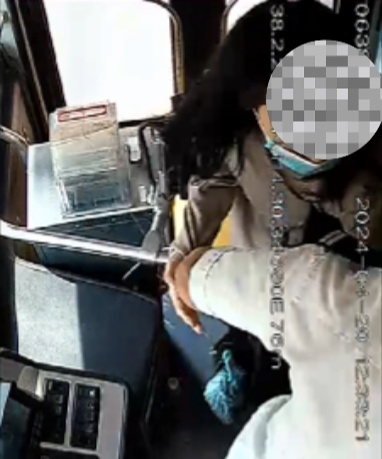公交車上他一聲大吼！魏杰，好樣的！