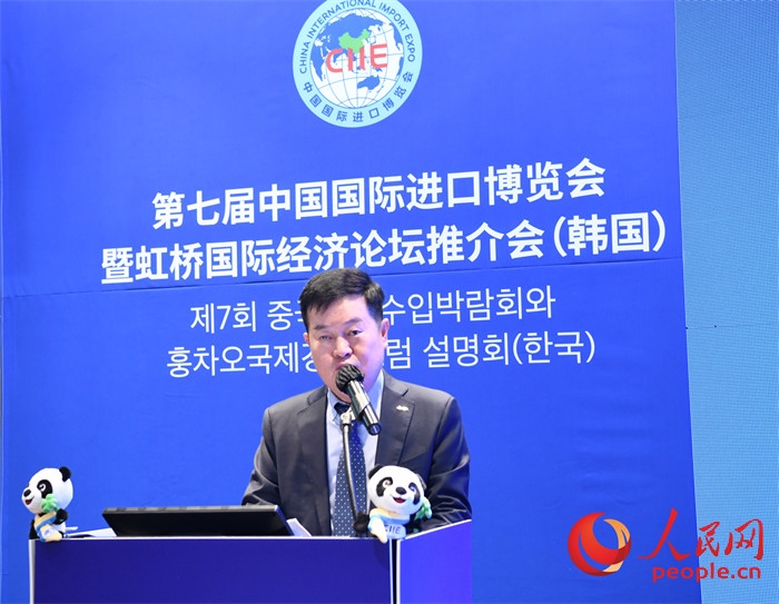 韓國(guó)貿(mào)易協(xié)會(huì)專務(wù)理事金高鉉發(fā)言。 人民網(wǎng) 程安康攝