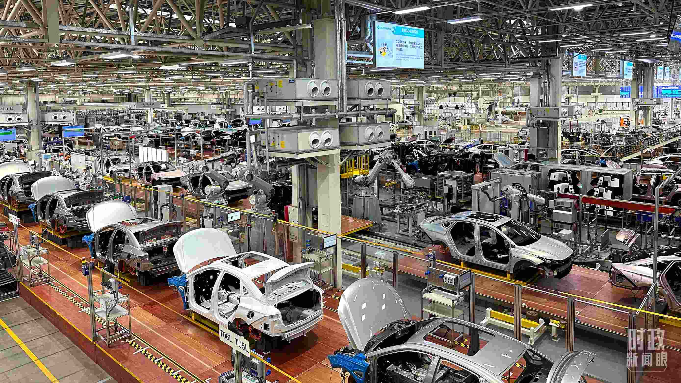 廣州廣汽埃安總裝車間智能生產(chǎn)線。2023年4月，習(xí)近平曾到這里考察。（總臺央視記者趙化拍攝）