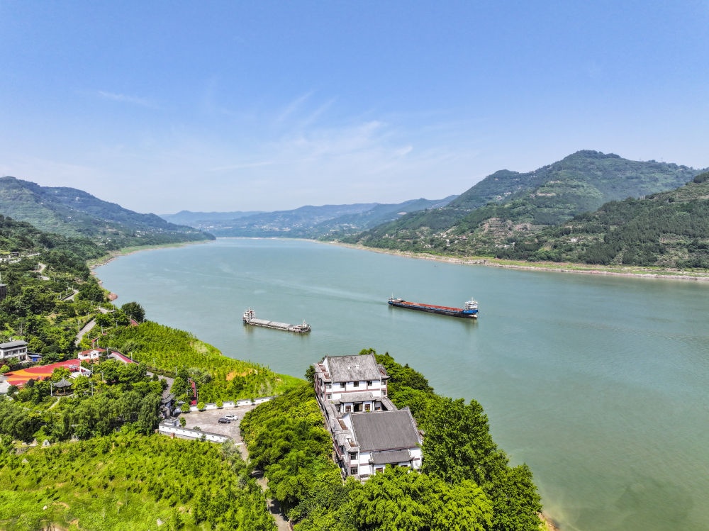 長江重慶萬州段景象（2024年5月15日攝，無人機照片）。新華社記者 王全超 攝