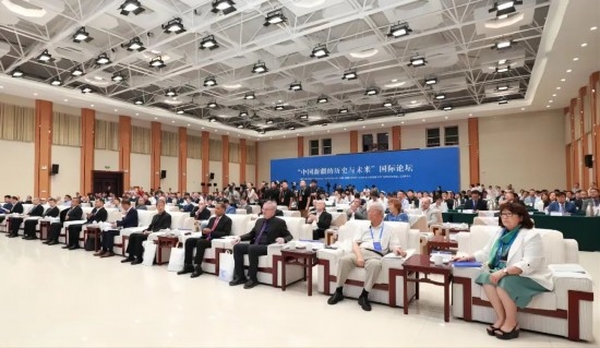 6月12日，“中國新疆的歷史與未來”國際論壇在喀什舉辦。（圖片來源：民族畫報）