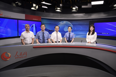 訪談現(xiàn)場。人民網(wǎng)記者 王曉嘯攝