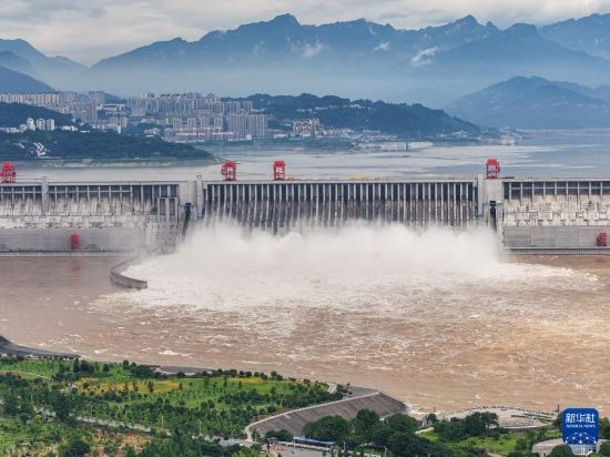 7月20日拍攝的三峽樞紐工程（無人機(jī)照片）。
