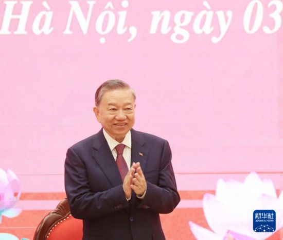 8月3日，在越南河內(nèi)，蘇林出席新聞發(fā)布會。新華社/越通社