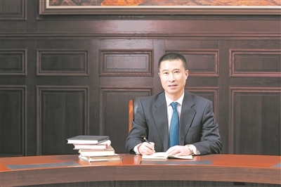  張廣軍 華中科技大學黨委書記、中國工程院院士 
