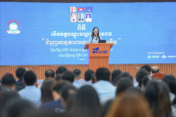 占尼莫在開幕式致辭?；顒又鬓k方供圖