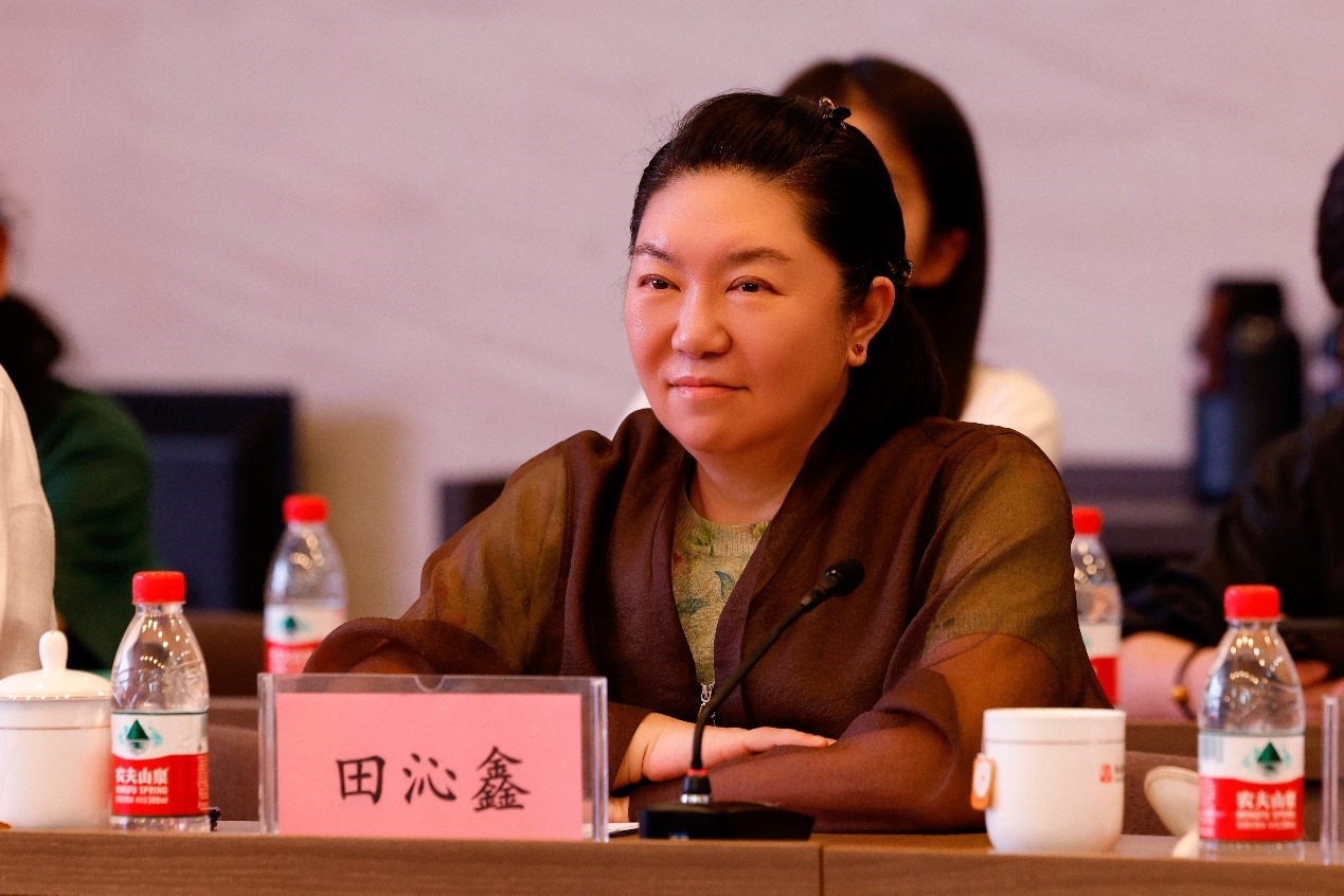 中國(guó)國(guó)家話劇院院長(zhǎng)田沁鑫。國(guó)話供圖