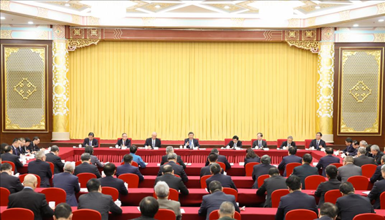 2024年3月6日，中共中央總書記、國家主席、中央軍委主席習(xí)近平看望參加全國政協(xié)十四屆二次會議的民革、科技界、環(huán)境資源界委員，并參加聯(lián)組會，聽取意見和建議。新華社記者 黃敬文 攝