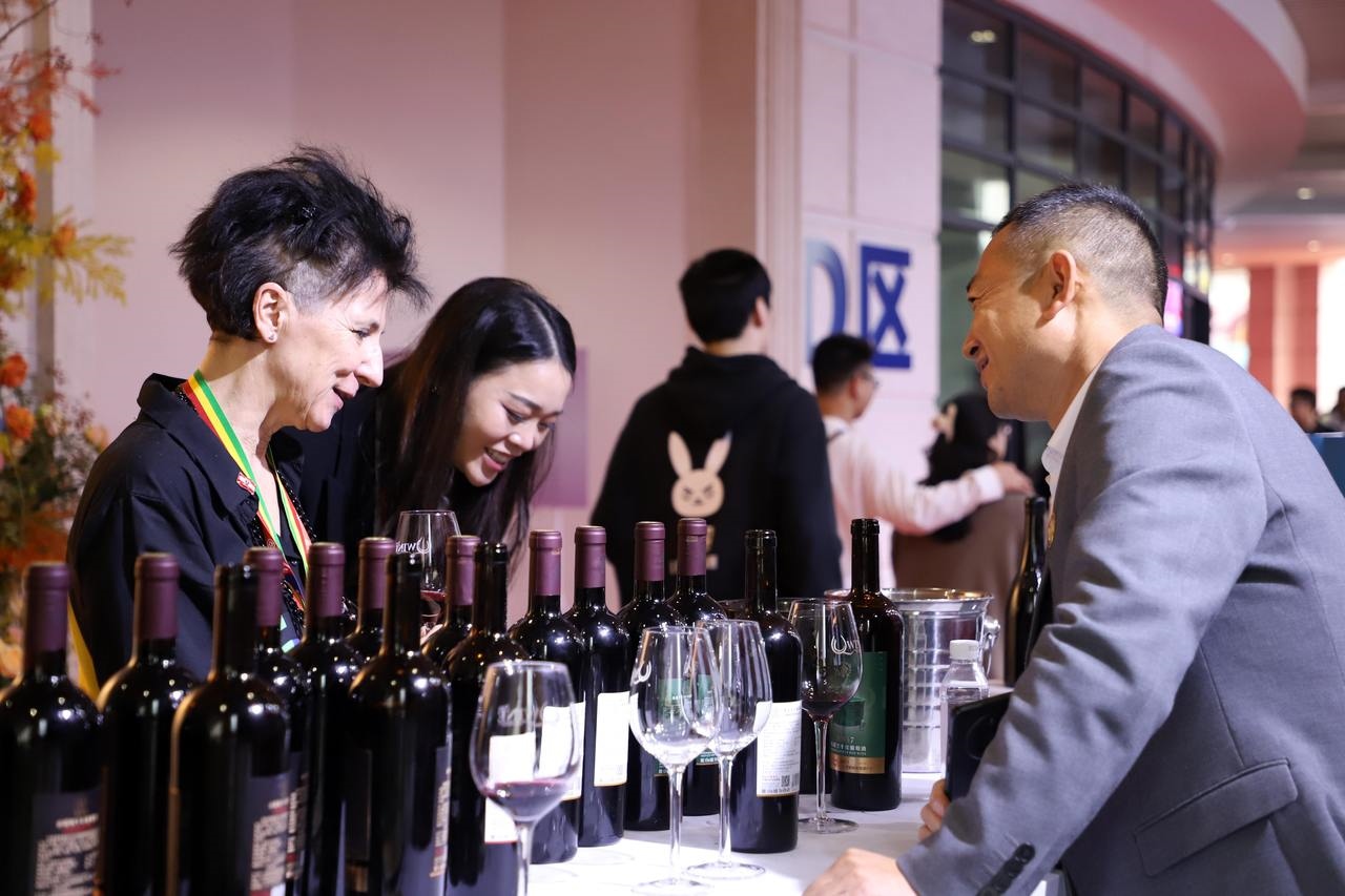 第五屆華僑進口商品博覽會在浙江青田開幕。新華社記者 張曉潔 攝