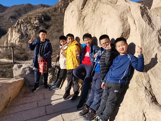 登山隊(duì)員供圖。