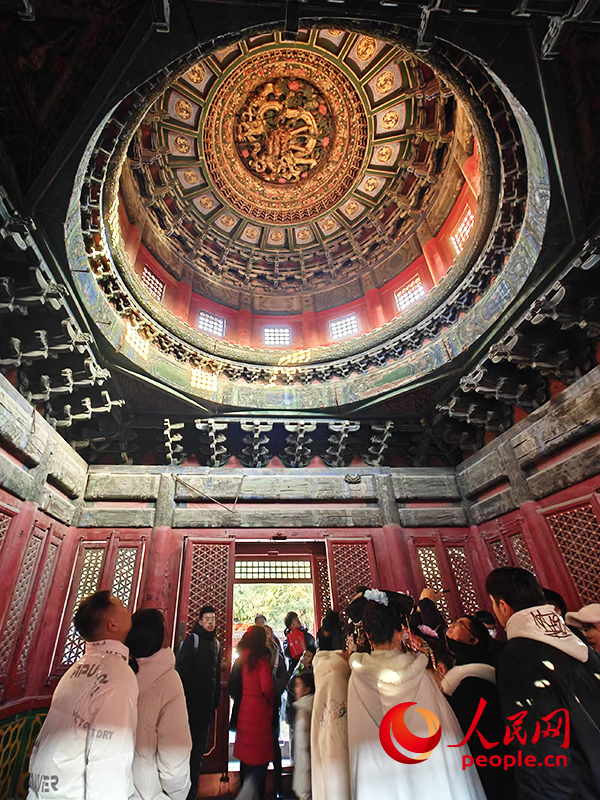 2025年1月，游客正在故宮博物院參觀。人民網(wǎng)記者 韋衍行攝
