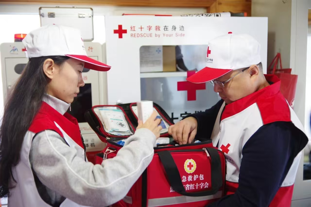應急救援志愿者培訓現(xiàn)場。 中國紅十字會總會供圖