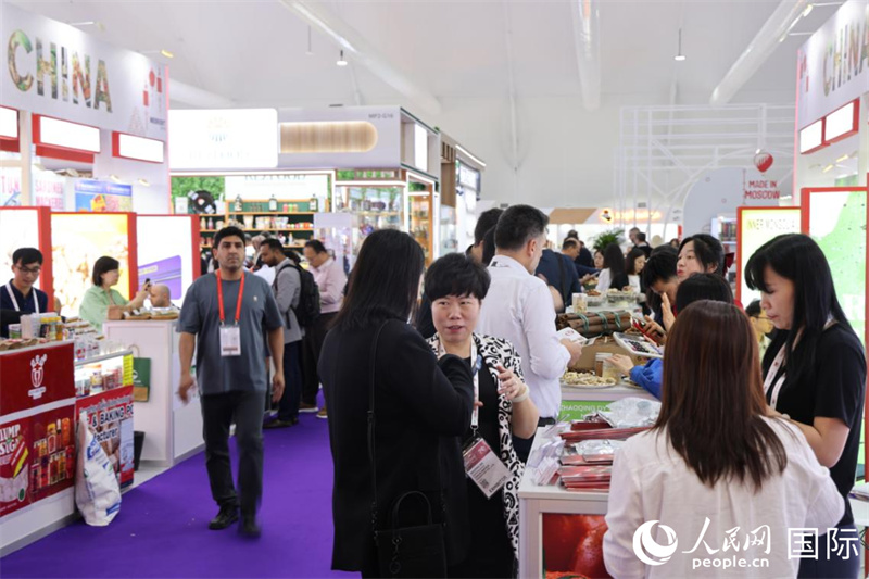 第三十屆海灣食品展正在迪拜舉行，圖為中國館一角。人民網(wǎng)記者 張志文攝