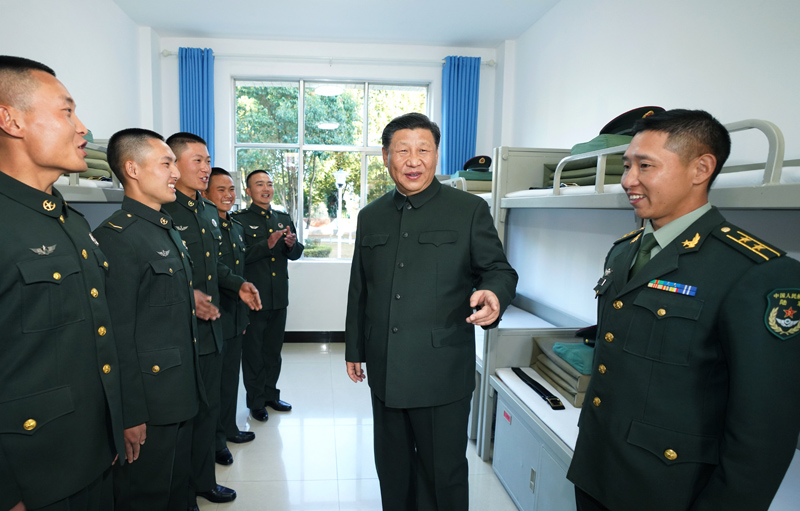 2020年1月19日，習(xí)近平主席視察駐云南部隊(duì)，深入邊防一線，看望慰問官兵。